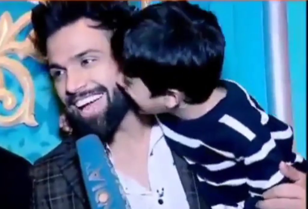 Embedded image permalink