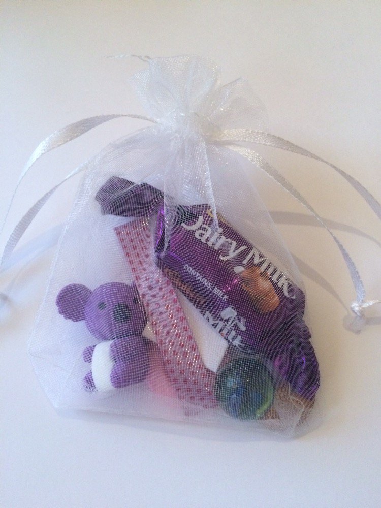 Beckysbuttonbox's tweet image. Small servial bag ... Perfect gift ... £4.50 with FREE DELIVERY in the UK !!! Order yours now 💜💜
