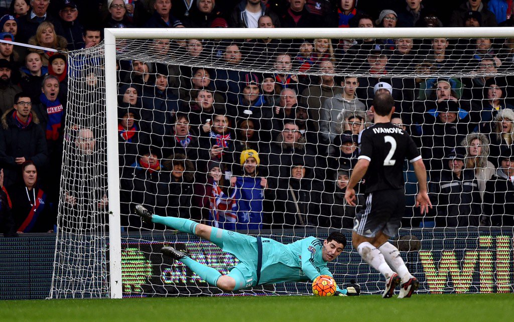 thibautcourtois's tweet image. Great way to start a new year with a victory and a clean sheet! #CFC