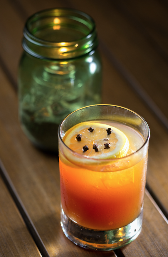 MaxsSocialHouse's tweet photo. It's calling your name..... #HappyHour #GoSoHo https://t.co/o35iLuLZic