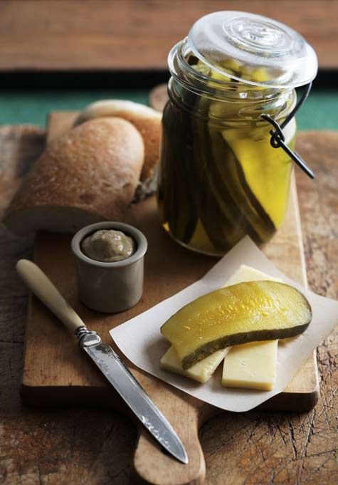 Saviez-vous que les #cornichons sont de la même famille que les melons et les citrouilles ?