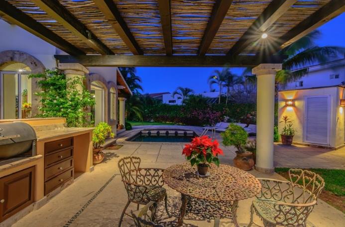 snellrealestate's tweet photo. #VillaLaJolla is private 5BR sanctuary above the Sea of Cortez in #LaJolla gated community. https://t.co/raZj4CK4AR https://t.co/LuFx6jSj1z