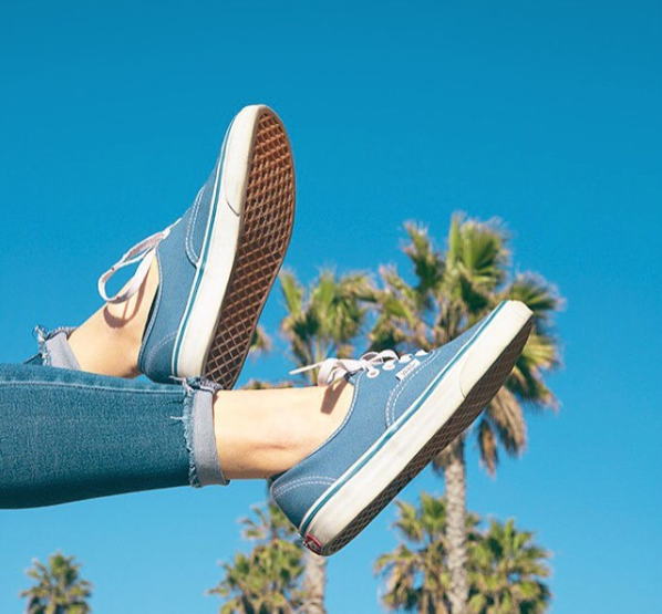 VansCentroAm's tweet photo. Summer vibes con Vans! https://t.co/TpUGcQFnaQ