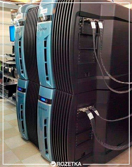#Stuff_rz 
Вот такие компьютеры стоят в офисе Nvidia.
 ►goo.gl/0aQn1b