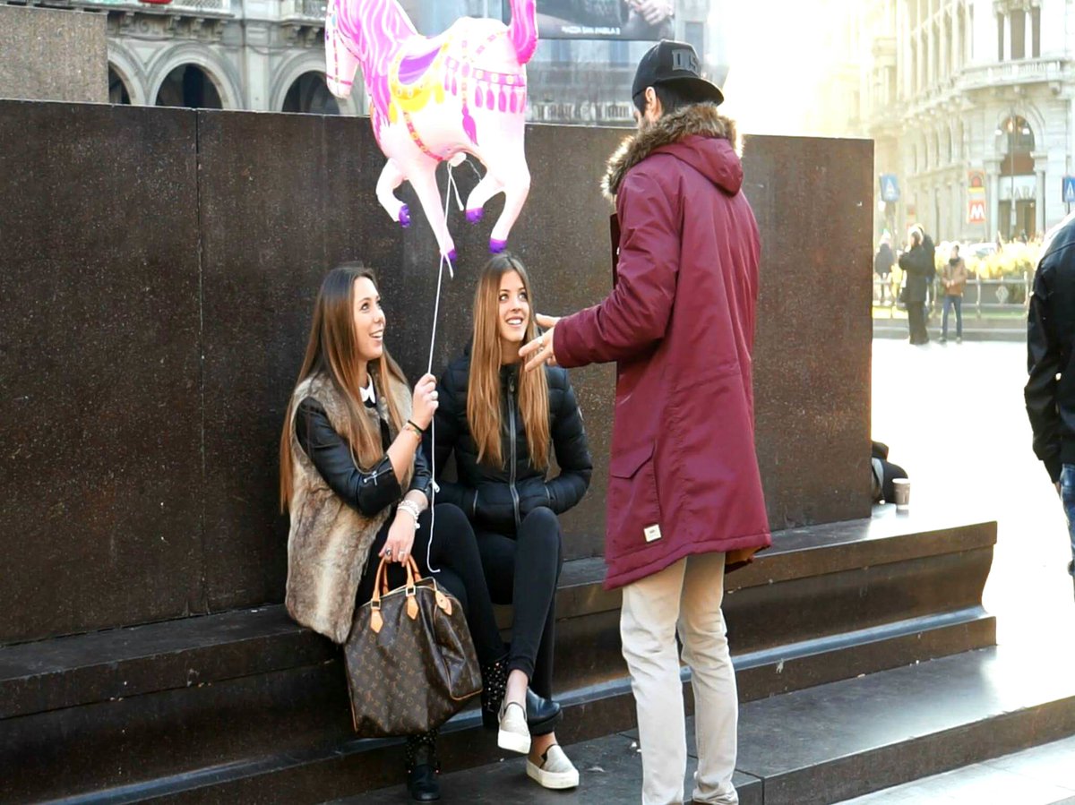 LiveMultiVersa's tweet photo. Video "Rimorchiare ragazze con personalità diverse" Online! 
#MultiVersa #Rimorchiareragazze  #AlexMultiversa https://t.co/rxIXtHNeGk