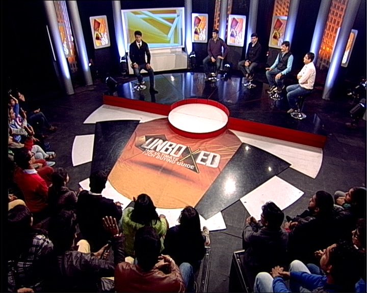PrimeUnboxed's tweet photo. Unboxed Townhall tonight 8pm @NDTVPrime. Worst of 2015 &amp; gadgets to wait for in 2016  @RajivMakhni @nikhilchawla https://t.co/a5KgLmnjb5