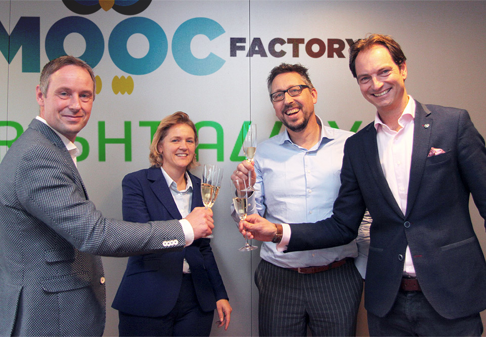 juantates's tweet image. Bright Alley en MOOCFactory sluiten samenwerkingsverband #BrightAlley #MOOCFactory  htttp://tinyurl.com/zjzjyrv