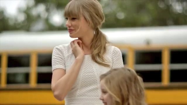 belleswift17's tweet photo. Who remembers this adorable little gem??? #geniusvideo #everythinghaschanged https://t.co/WIkewnwxZd