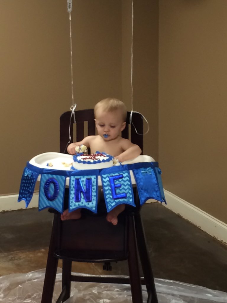 carlabrownTHD's tweet photo. My grandson turns 1 today, hard to believe a year has gone by. I love him so much. Happy Birthday #ryleebunch https://t.co/zPsiNP06zv