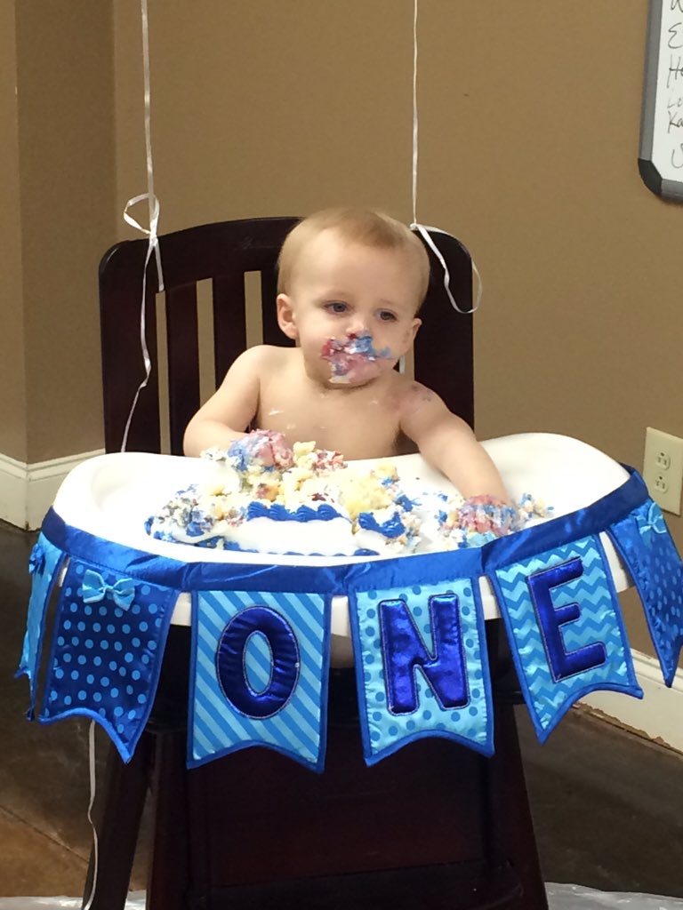 carlabrownTHD's tweet photo. My grandson turns 1 today, hard to believe a year has gone by. I love him so much. Happy Birthday #ryleebunch https://t.co/zPsiNP06zv
