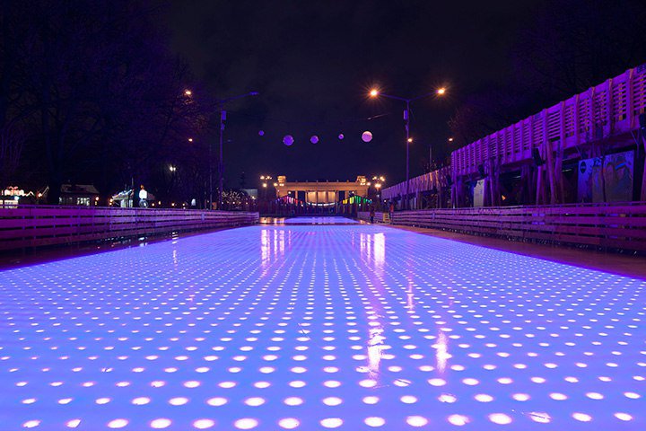 ProstoLED's tweet photo. 33 тысяч�� #светодиодных модулей подсветили лёд катка в Парке Горького...
ЕЩЁ » https://t.co/eH6zB3dmCy #LED #ЛЁД https://t.co/mrcsYjgMQK