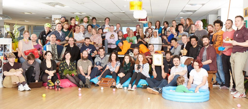 PlayStationFR's tweet image. Le studio @MediaMolecule fête ses 10 ans ! De LittleBigPlanet à Dreams, revivez l'aventure : po.st/XMZRmn