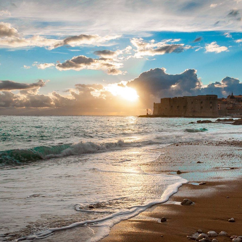 Happy New Year <a href="/banjebeach/">BanjeBeach</a> <a href="/DubrovnikTimes/">The Dubrovnik Times</a> <a href="/DubrovnikCoast/">Dubrovnik Riviera</a> <a href="/Croatia_/">Visiting Croatia</a>