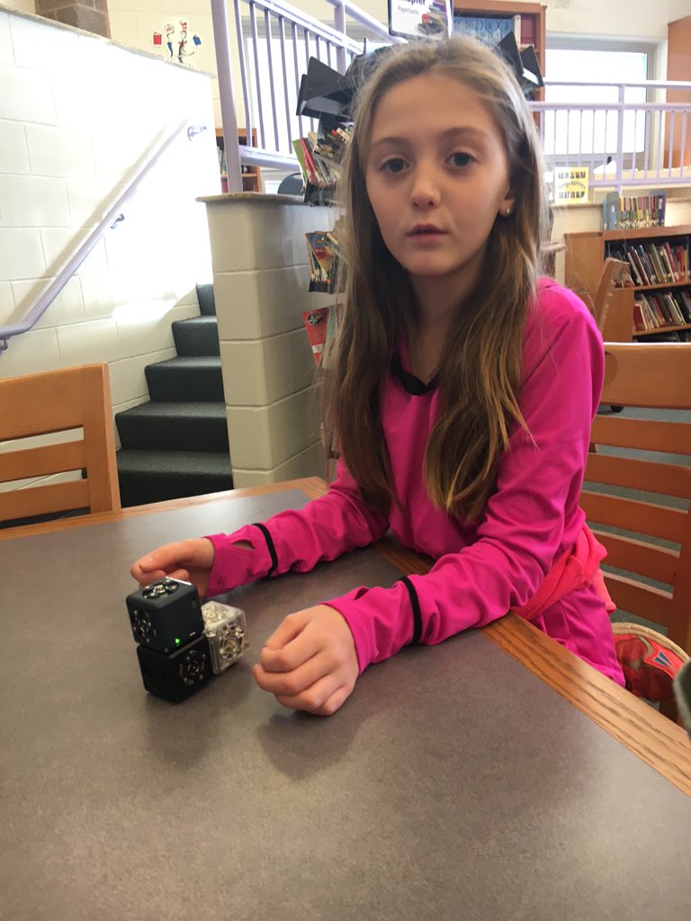 wfschool's tweet photo. Robotics in the media center with Mrs. Nicola's class! @WFSPrincipal @FTSupt_Kasun https://t.co/sKDcKX9mSg