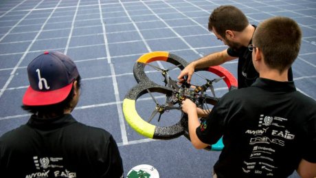 ImagiDrone's tweet photo. A #drone on its own: #Polytechnique students turn to artificial intelligence  https://t.co/C4m70QyDxA #AI https://t.co/SMFmJkHgg9