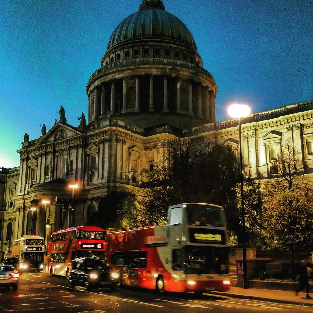 gintuxass's tweet photo. For the love of London https://t.co/E9Ic21Dlag