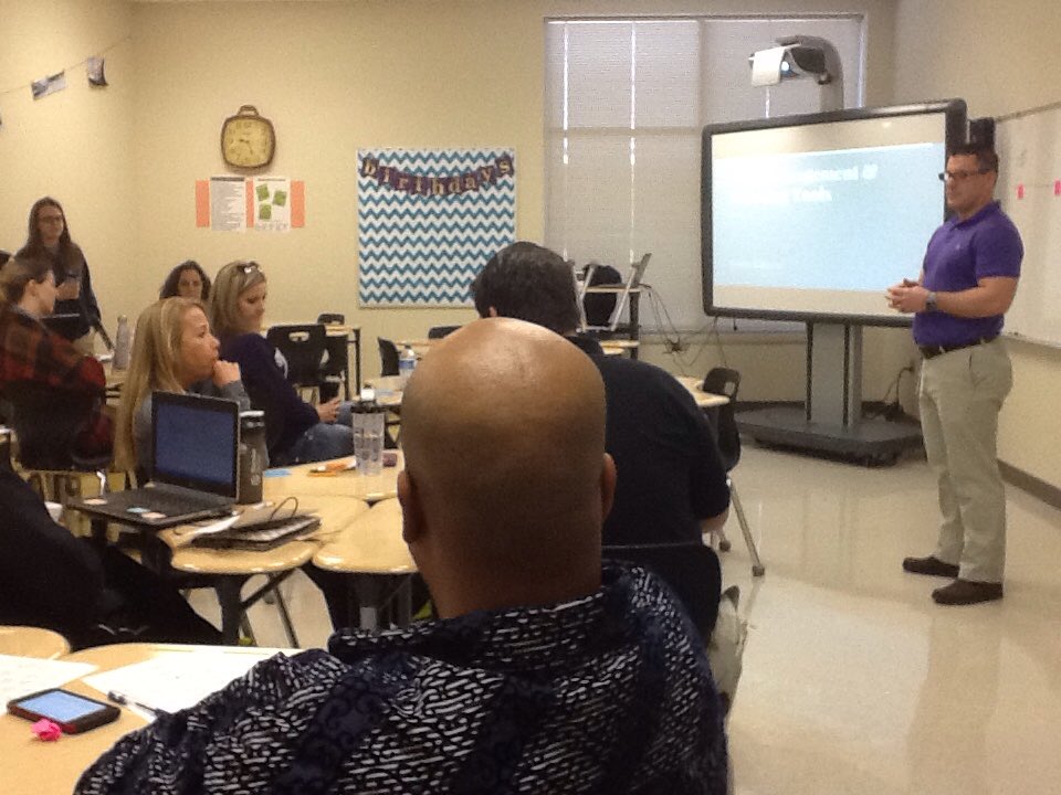 tracy_vineyard's tweet photo. Discussing how time management can help teacher planning! @coachbourne07 #tmspd #tmshawkchat https://t.co/mdLounV9LY