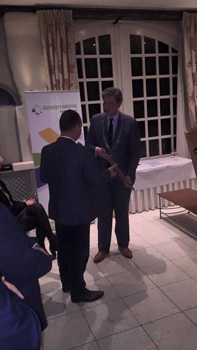 Complementair's tweet image. #Dishman#Netherlands van harte gefeliciteerd met de #MVO prijs 2016! @ipemam