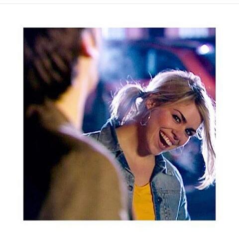HITDoc1's tweet photo. Hello #Whovians ! 💗 #DoctorWho #RoseTyler
#Timeboy
#HITD https://t.co/XOLxtl67fY