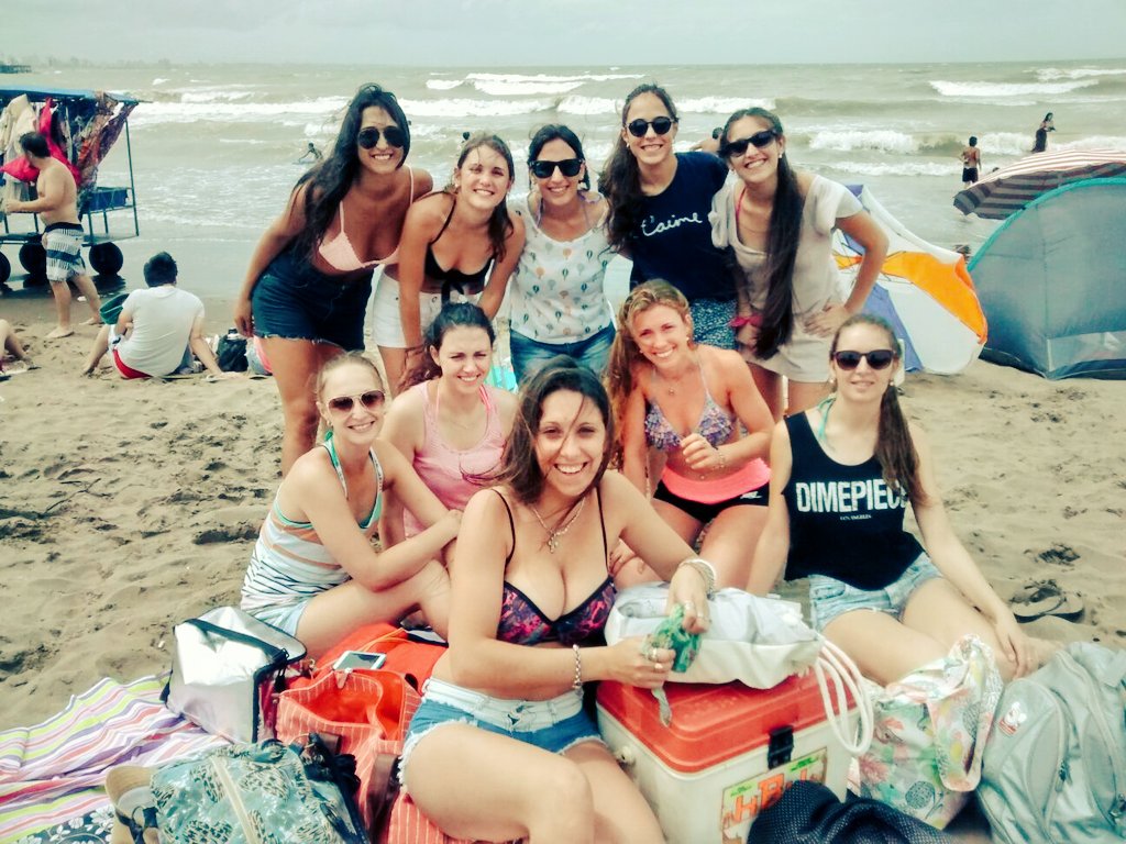 florenrojo's tweet photo. Mas barato por decena #MDQ https://t.co/V23BD4BIb2