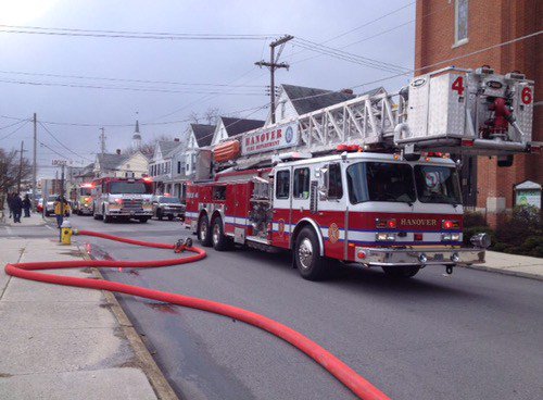 PTVES49's tweet photo. Structure Fire In The Borough https://t.co/iWdeqi1fnw https://t.co/lUX2Eu2ohl