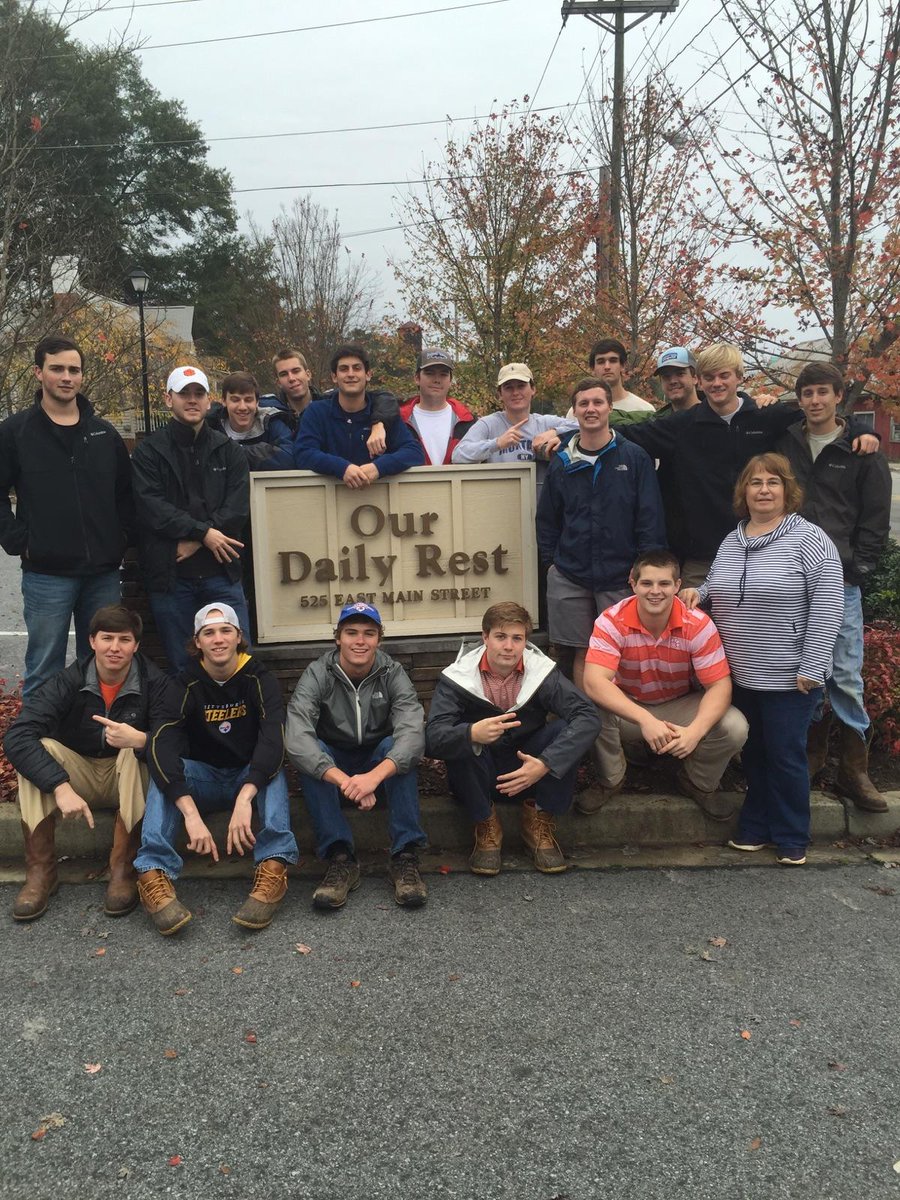 Thanks to all the brothers who participated in the service project at Our Daily Rest before break #AEKDB