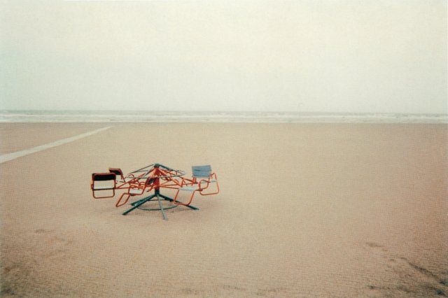 la_Biennale's tweet photo. 5.1.1943 nasceva Luigi Ghirri "Apparentemente sono attento, paziente, pedante, meticoloso, cerebrale, se volete" https://t.co/MjPf2IxLVh