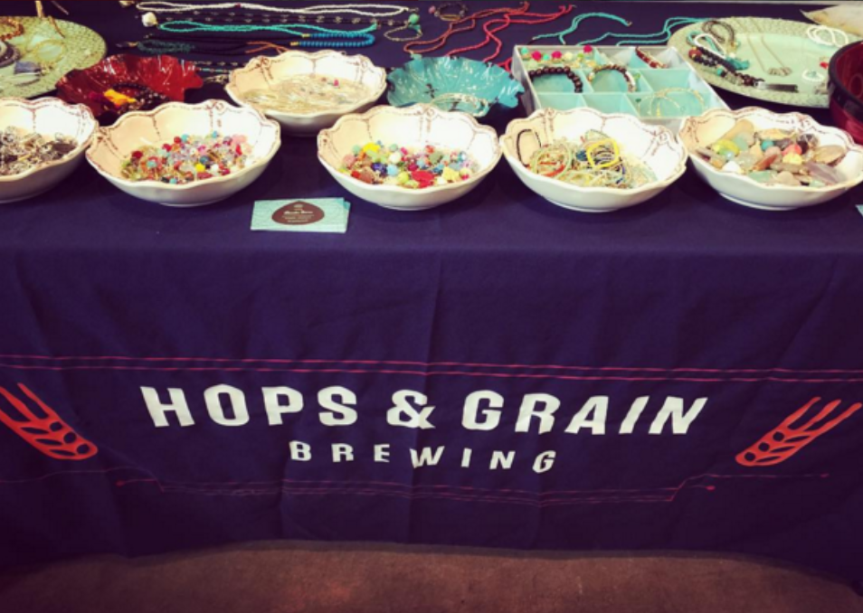 RoadShowsCo's tweet photo. Pics from Claudia's RoadShow at @hopsandgrain yesterday! #handmade #jewelry + #craftbeer = great times had by all! https://t.co/qveQH9Dntw