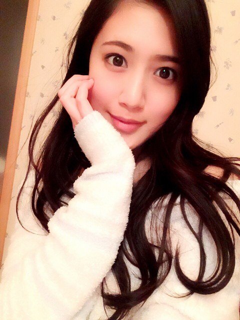 KARENN_pic's tweet photo. 藤井夏恋ちゃん♡♡

可愛いと思ったらRT！！ https://t.co/S867q37NZM