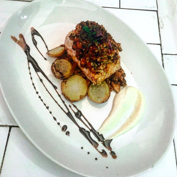 MIUSAWineBar's tweet photo. #resolutions #eat #better with us! #salmon #foodies https://t.co/lzdKoXSFV2