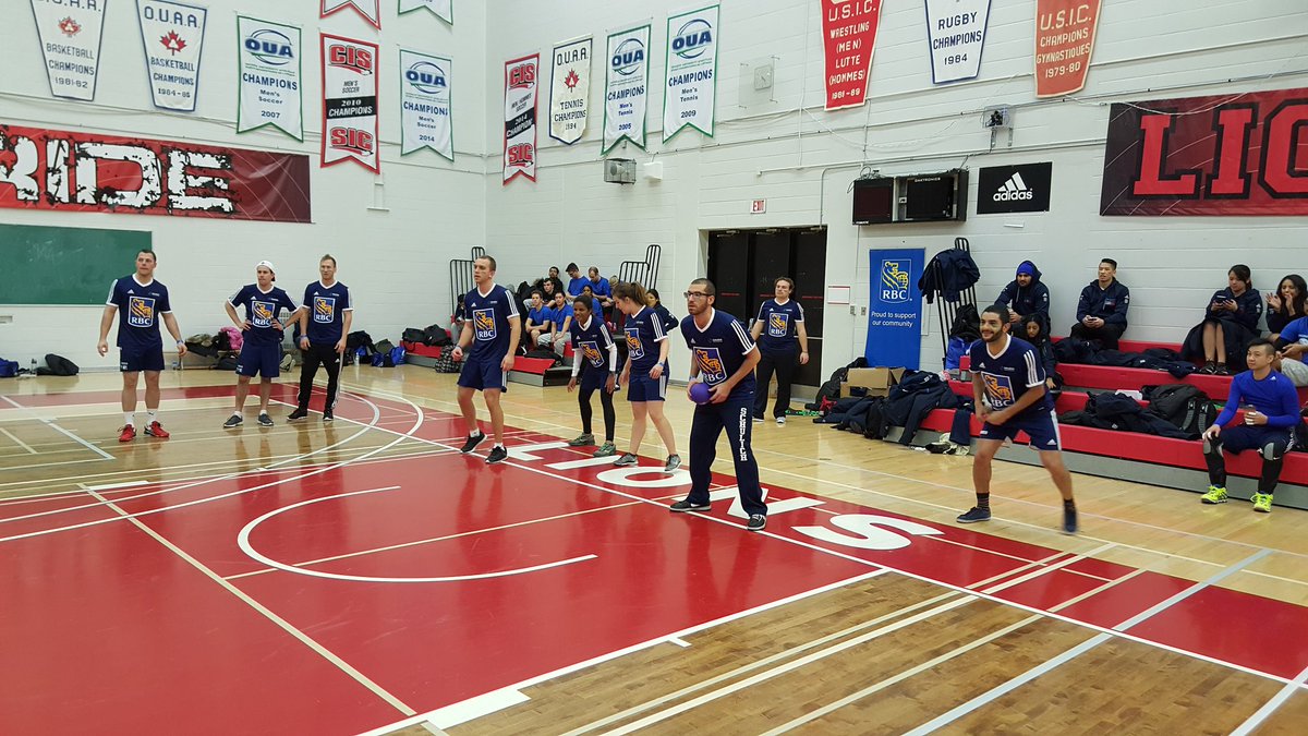 SchulichSchool's tweet photo. .@TeamSchulich is back on the court against @SprottMBAGames. #BeMore2015 https://t.co/AG699PlCqd