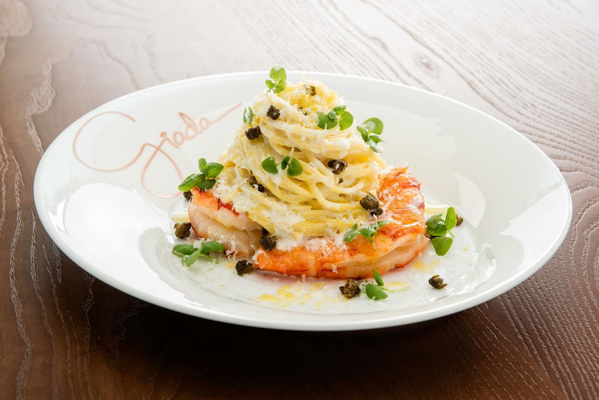 CromwellVegas's tweet image. Celebrate #NationalSpaghettiDay at @GiadaVegas with @GDeLaurentiis' signature Lemon Spaghetti.