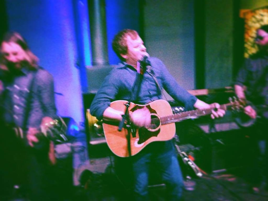 InnoPDX's tweet photo. Ryan Sollee - Good vibes all around @rontomssundays #bars #pdx #pdxmusic #rontoms #live #music #buildersandthebutch… https://t.co/oYDv8tCNc4