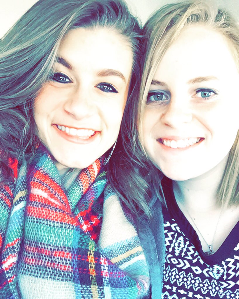 ashtonmorganm's tweet photo. BFF💕 https://t.co/sLBZoSaqQB