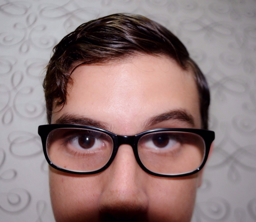 SomosRetz's tweet image. Look the world 🌎🤓