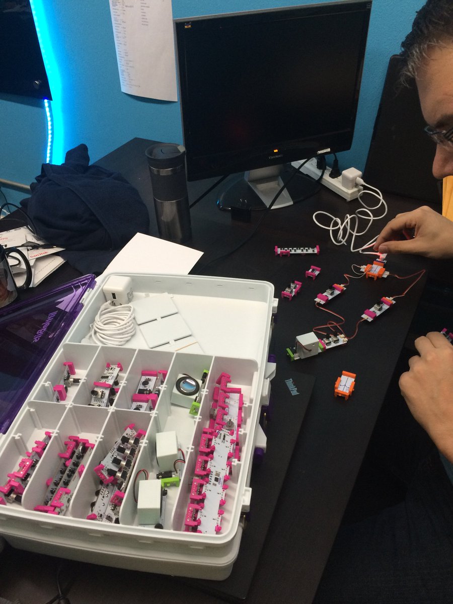 TheRealGeekbus's tweet photo. Sorting and planning with our new LittleBits Library! Woohoo! @littlebits #DJSTEM https://t.co/ZiDw4PHmK7