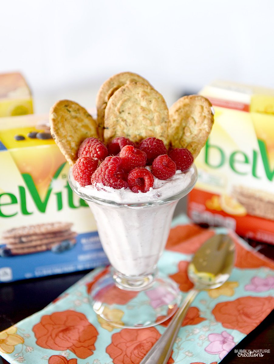BVS_Vkey's tweet photo. Breakfast Sundae with belVita!  Such a great way to start the day!  #WinYourMorning #ad https://t.co/SXCiughkRP https://t.co/Jt19gj5gA0