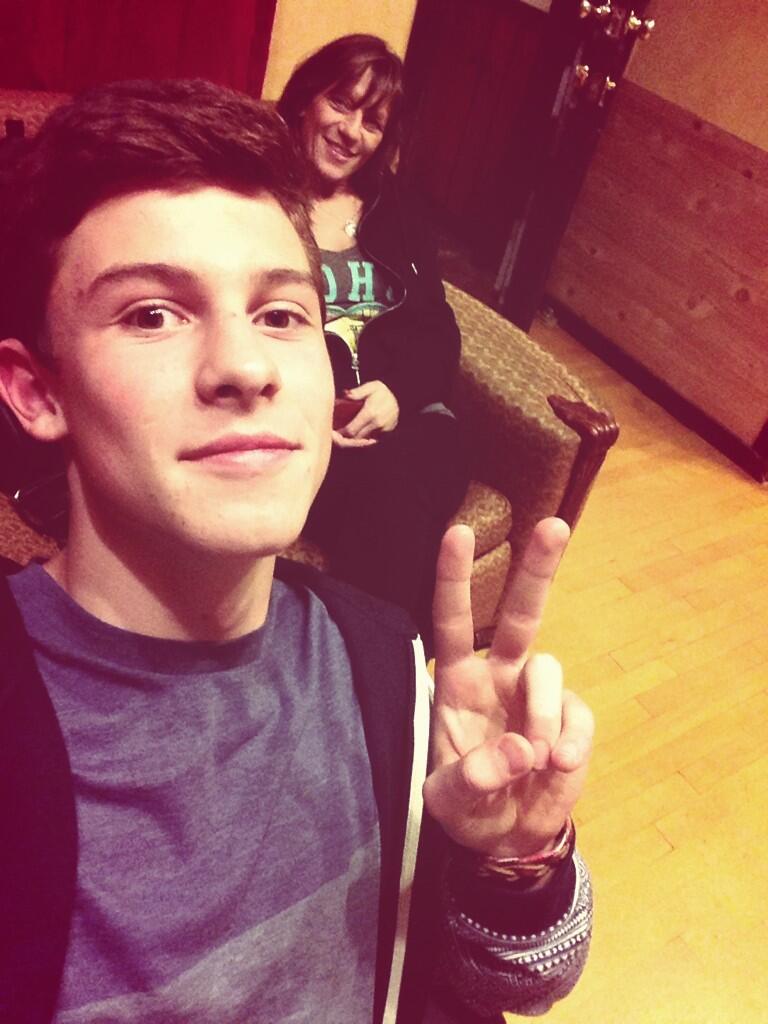thxxmendes's tweet photo. #EuropeNeedsShawnIn2016 @andrewgertler  @ShawnMendes ❤💛💚 https://t.co/CeJSq9bNAf