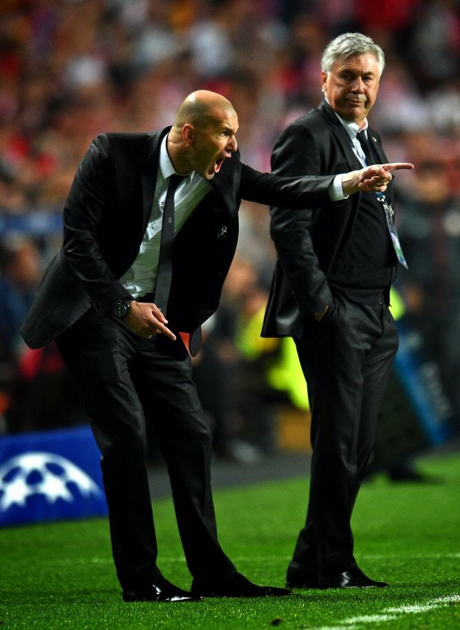 EscuderoRMCF's tweet photo. Llegó tu hora, confiamos ciegamente en que sacarás esto adelante crack.

¡MUCHA SUERTE ZIZOU! 

#HalaMadridYNadaMás https://t.co/TBXTvCZEj3