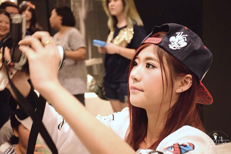jirajirat's tweet photo. [ 57P ] NAM At. #SingForHelp2015 | https://t.co/45xFUis56u || #Nam_AF11 #leenamm #TeamNamHa #เอมน้ำ https://t.co/K7bR9p9Qaq