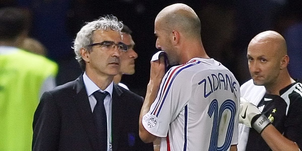 Europe1's tweet photo. Raymond Domenech sur Zinédine Zidane : "Ça va marcher, il n'y a pas de souci" https://t.co/Y7uBY8kB8x https://t.co/6PkLEZLrEF