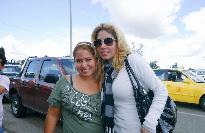 stefysaa's tweet photo. #EspecialDeSharonVCT  a un año de tu partida pero siempre en nuestros coraZones gran diva sharon. https://t.co/nzuEvdJ3MX