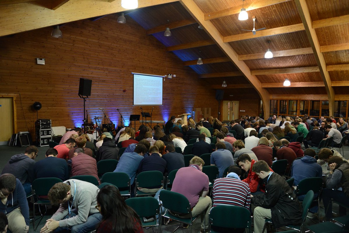 UCCF's tweet image. .@UCCF Staff and Relays starting the year in prayer for students and CUs across Great Britain at #UCCFC16.