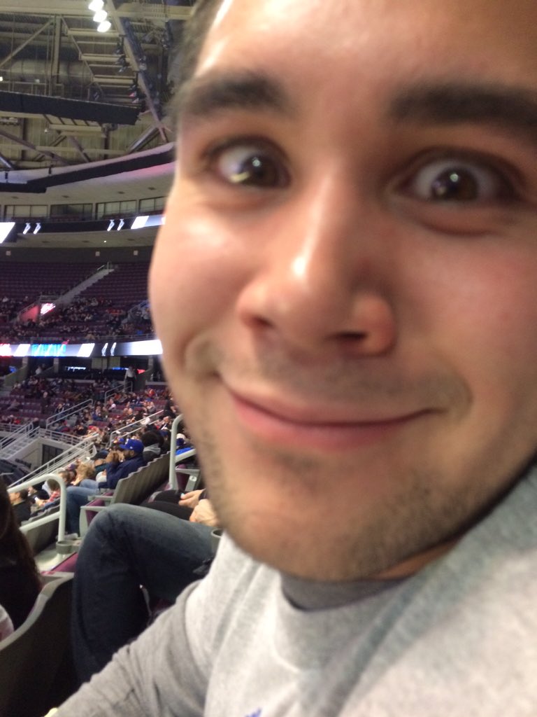 Frickprobs's tweet photo. Go Pistons!! #pistons https://t.co/GurxsvnF3e