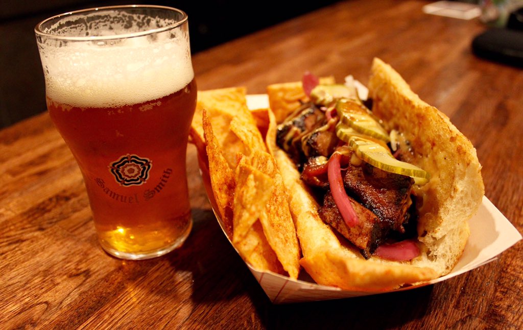 CommonGround_EP's tweet photo. The Classic Brisket Sammie paired with a St.Arnold Amber Hop. @honeywood915 here till 11 tonight. #StayClassyEP https://t.co/9U4uDSHDwF