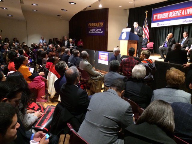 SenatorPersaud's tweet photo. #RaiseMinimumWage #WorkingWageReformation #SenatorPersaud #1199SEIU https://t.co/r03Q9Jptjb