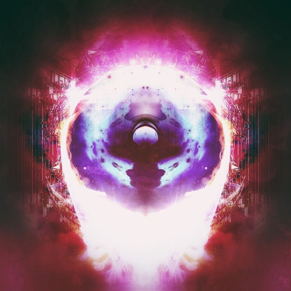 White_Locust's tweet photo. #snapseed #spacepaint #aliensky #sparkmode #matterapp #unionapp #imageblender #enlight ///… https://t.co/YhbBl0aVKp https://t.co/iw4BvQ2RQO