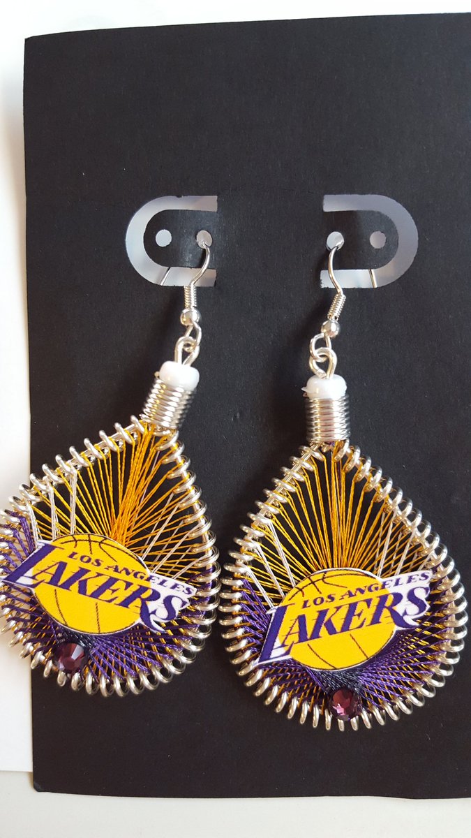 Threadearrings4 tweet picture