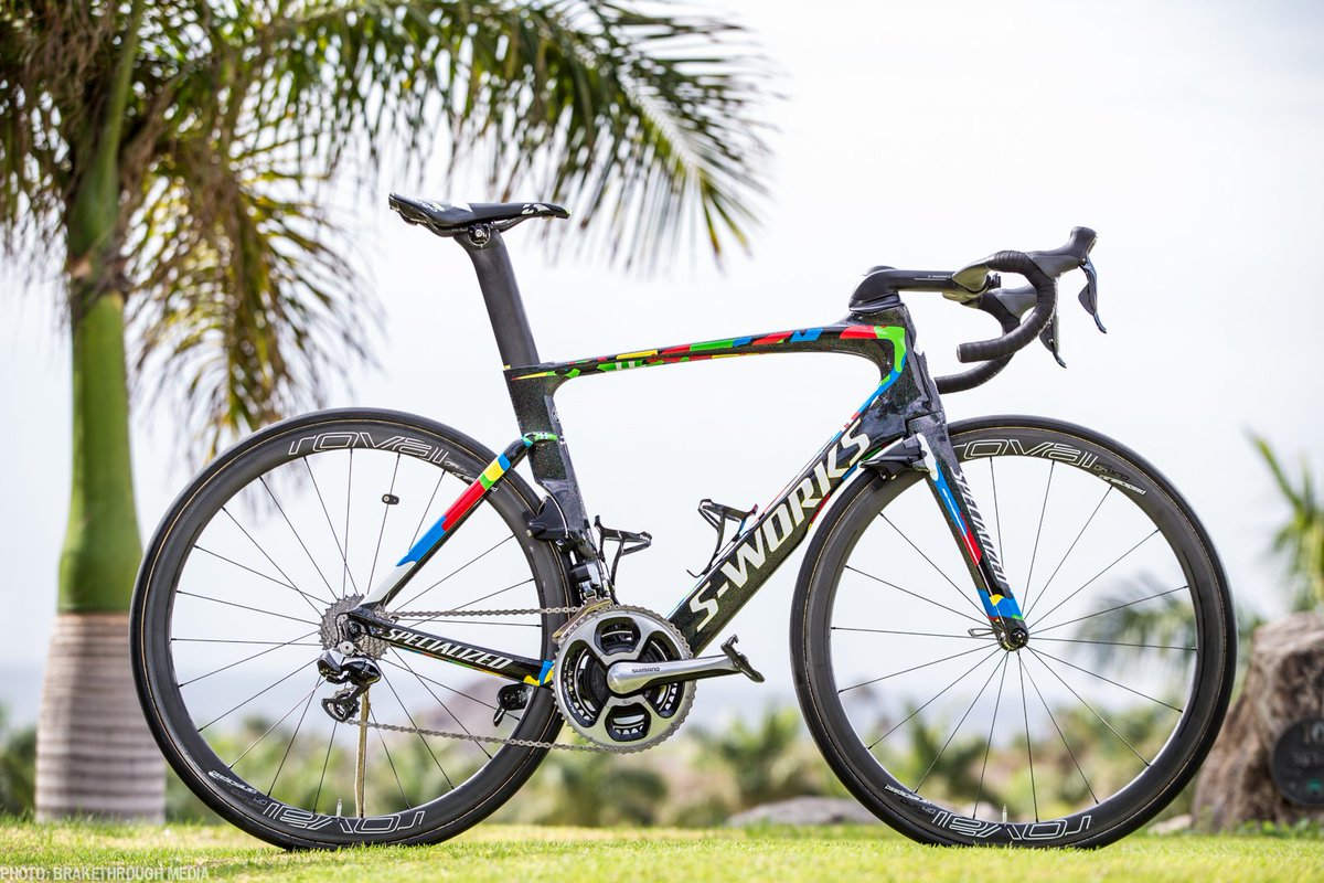 New year and new World Champion colors for the <a href="/iamspecialized/">Specialized Bicycles</a> Venge Vias of <a href="/petosagan/">Peter Sagan</a>