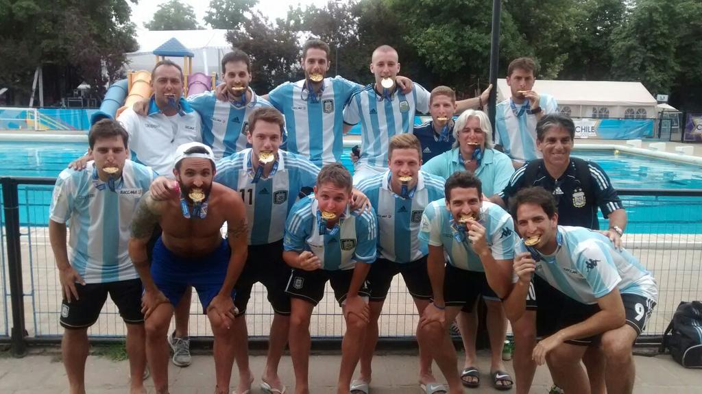 lignumsports's tweet photo. #JPM2015 #Macabeadas
Argentina de oro!
@pasionfutsal @adostoquesfut
@hebraicafutsal https://t.co/ghORPFHors
